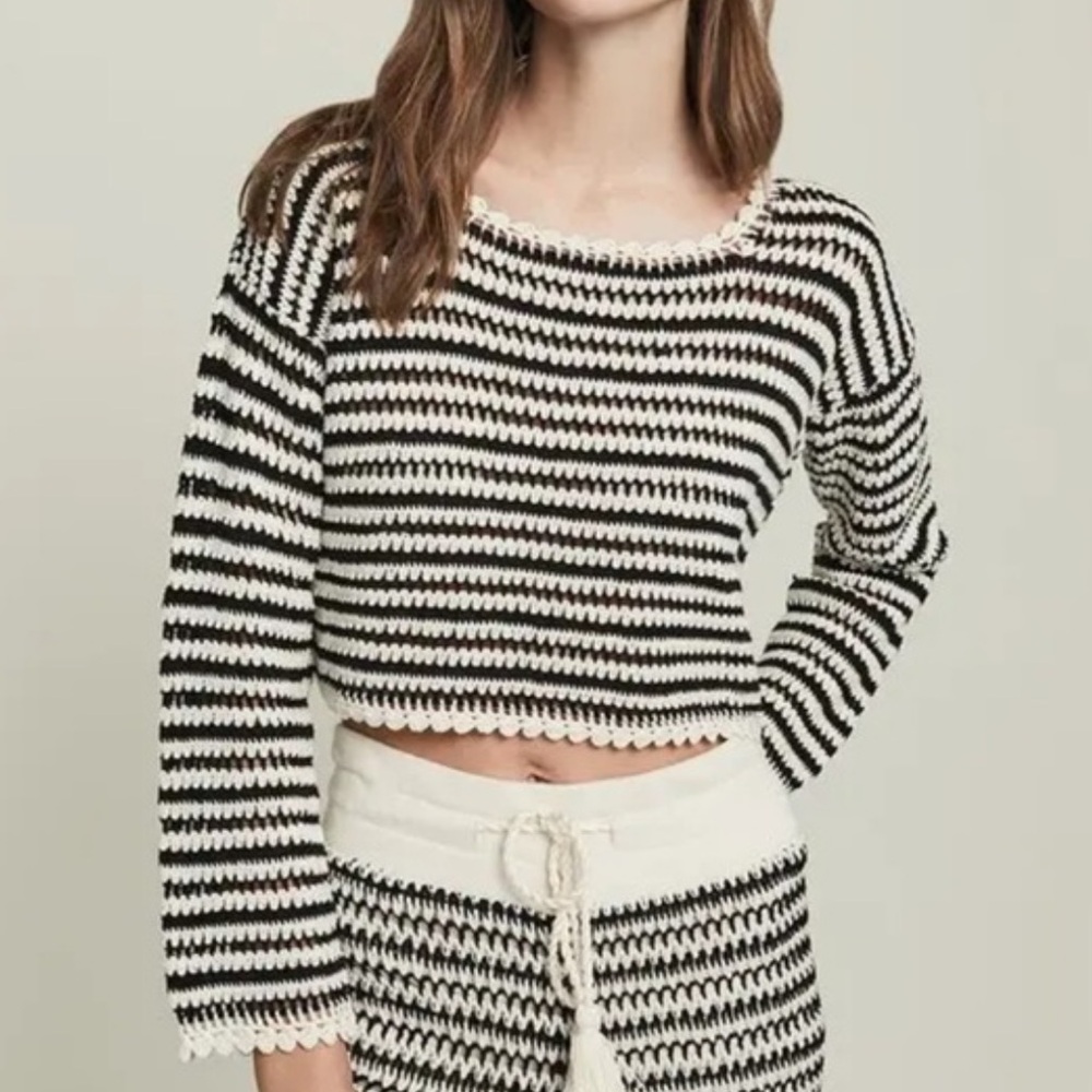 Veronica Beard Black and Cream Striped Gelston Top- size M